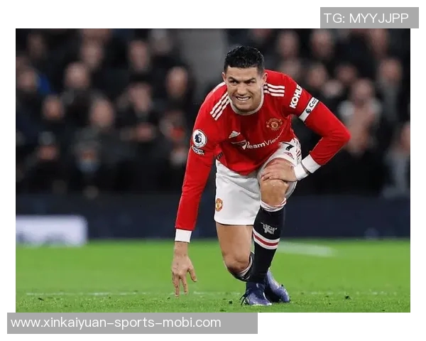 富安健洋自由身加盟阿贾克斯签约半年引发球迷热议